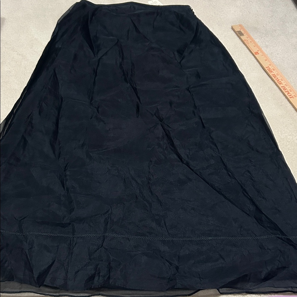 Banana Republic Classic Black A-Line Maxi Skirt 100% Silk size 8 NWT